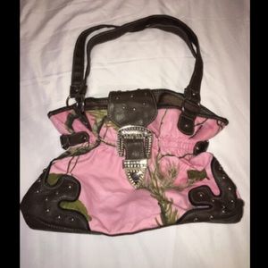 Realtree Pink Camo Purse (NWOT)